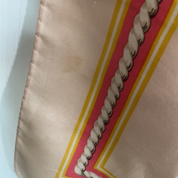 Large oversize silk scarf made in italy - Picture 11 of 13